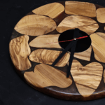 ساعة حائط من الخشب الطبيعي مع الإيبوكسي LU0056