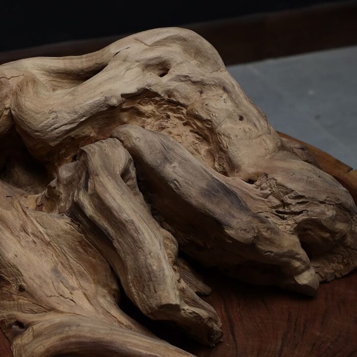 تحفة خشبية LU0066